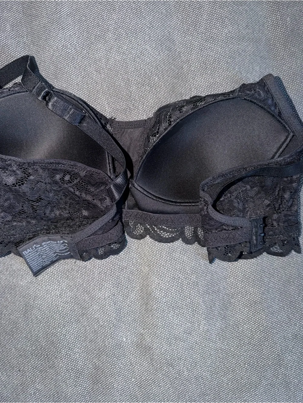 Bali Black Lace‎ Underwire Bra with Adjustable Straps. Sz M